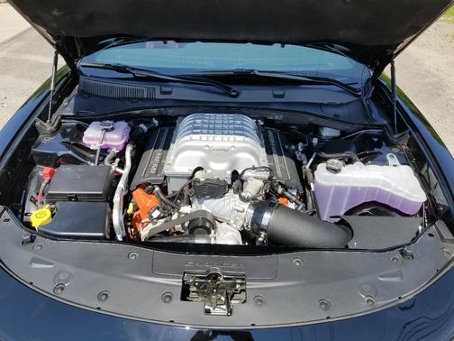 Black 2018 Dodge Charger SRT Hellcat