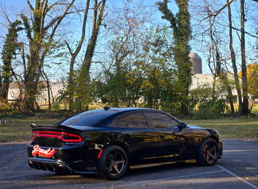 Black 2018 Dodge Charger SRT Hellcat
