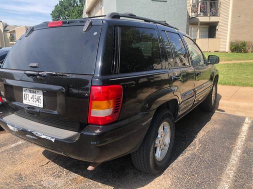 Black 2000 Jeep Grand Cherokee Limited