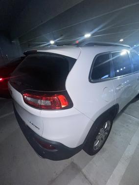 White 2015 Jeep Cherokee Limited
