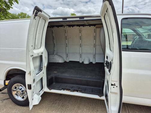 2012 Chevrolet Express 2500 Work Van