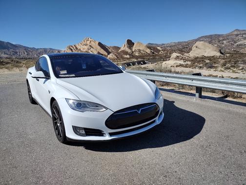 2015 Tesla Model S P85D