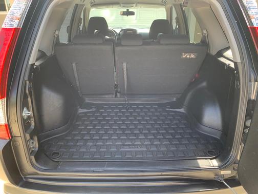 Gray 2005 Honda CR-V LX