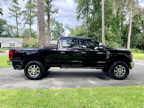 Black 2022 Ford F-250 King Ranch