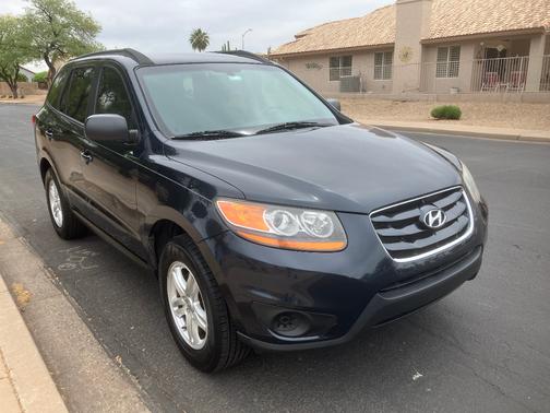 Blue 2011 Hyundai SANTA FE GLS