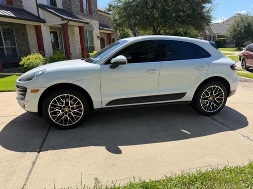 White 2015 Porsche Macan Macan S