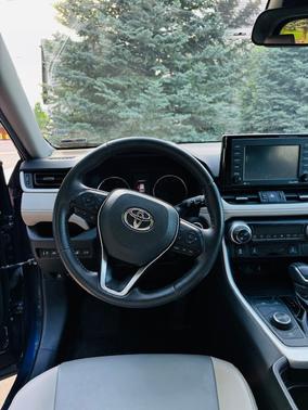 2021 Toyota RAV4 Hybrid XLE Premium