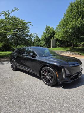 2026 Cadillac LYRIQ LYRIQ-V Premium