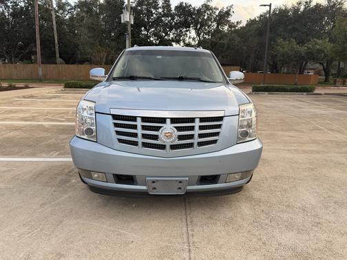 2011 Cadillac Escalade ESV Luxury