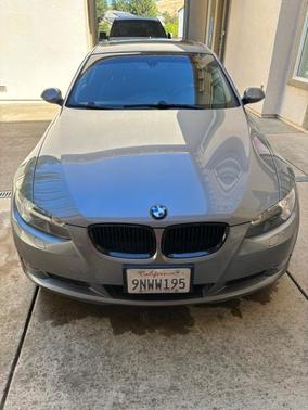Gray 2008 BMW 328 i