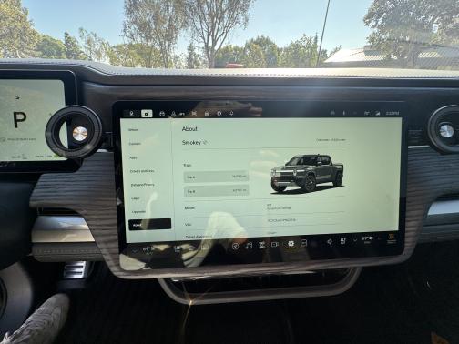 2023 Rivian R1T Adventure Quad-Motor Large Package