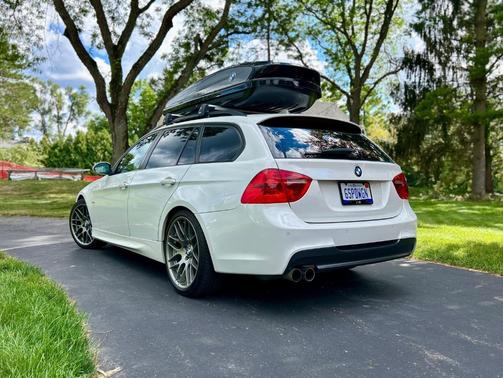 White 2008 BMW 328 i