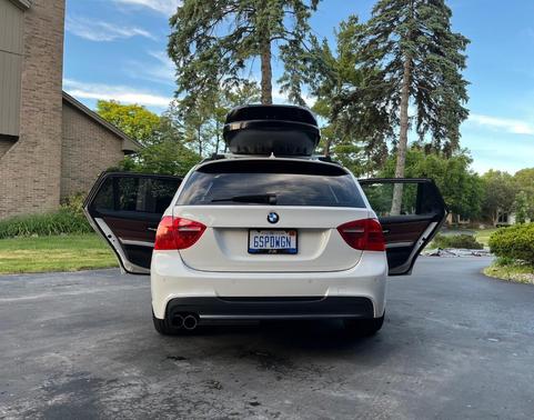 White 2008 BMW 328 i