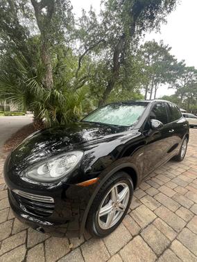 Black 2013 Porsche Cayenne Cayenne Diesel
