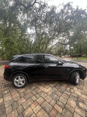 Black 2013 Porsche Cayenne Cayenne Diesel