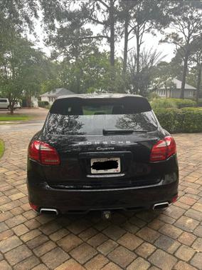 Black 2013 Porsche Cayenne Cayenne Diesel