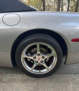 Gray 2002 Chevrolet Corvette Base