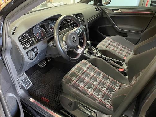 2020 Volkswagen Golf GTI 2.0T S