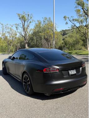 Black 2023 Tesla Model S Base