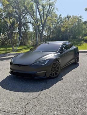 Black 2023 Tesla Model S Base