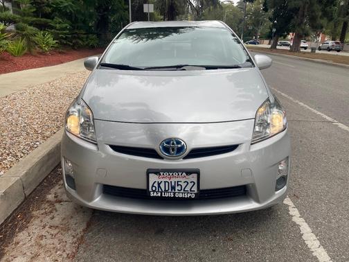 Silver 2010 Toyota Prius III