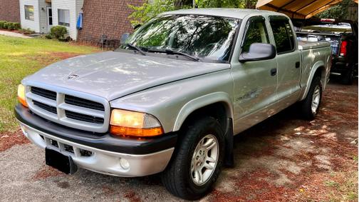 2002 Dodge Dakota Sport Quad Cab