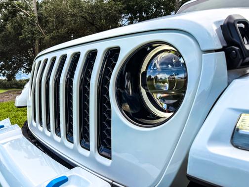 2023 Jeep Wrangler 4xe Sahara High Altitude