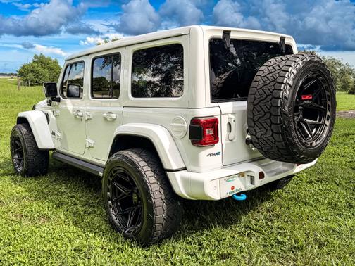 2023 Jeep Wrangler 4xe Sahara High Altitude