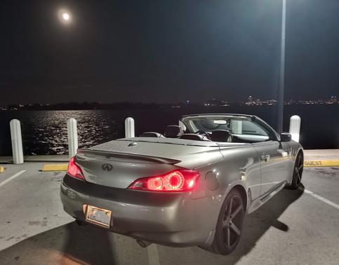 2009 INFINITI G37 Base