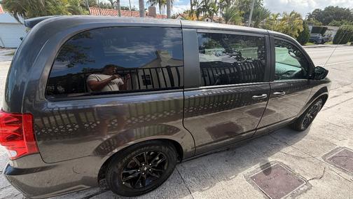 Gray 2019 Dodge Grand Caravan GT