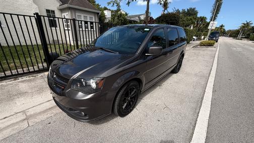 Gray 2019 Dodge Grand Caravan GT