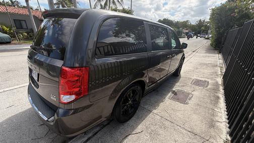 Gray 2019 Dodge Grand Caravan GT