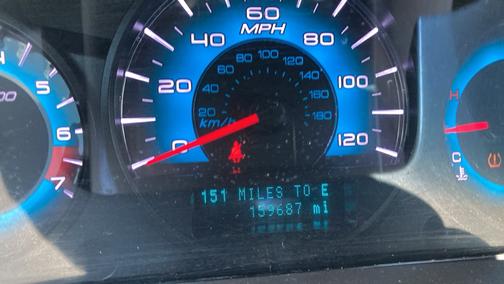 Gray 2011 Ford Fusion SE