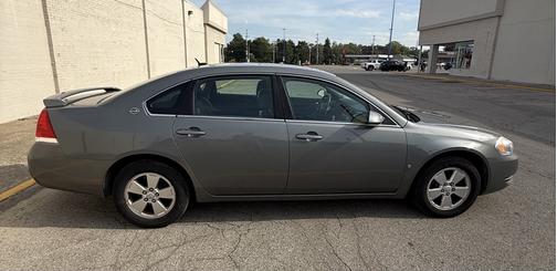 Silver 2008 Chevrolet Impala LT
