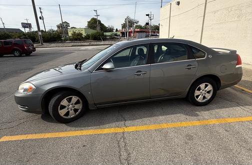 Silver 2008 Chevrolet Impala LT