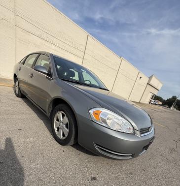 Silver 2008 Chevrolet Impala LT