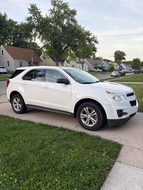 White 2013 Chevrolet Equinox LS