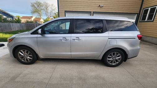 Silver 2019 Kia Sedona EX