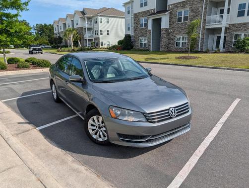 Gray 2014 Volkswagen Passat 1.8T Wolfsburg Edition