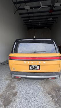 2023 Rivian R1S Launch Edition