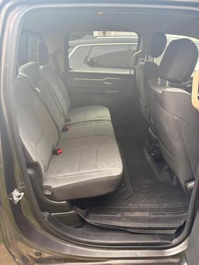 Gray 2019 RAM 1500 Big Horn