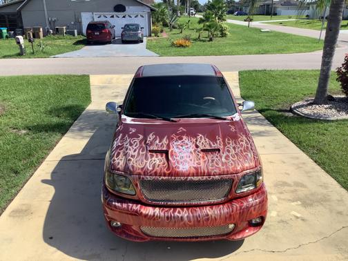 2000 Ford F-150 SVT Lightning Flareside