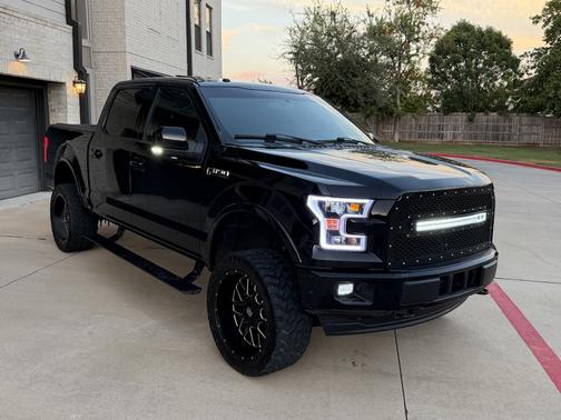 Black 2017 Ford F-150 Lariat