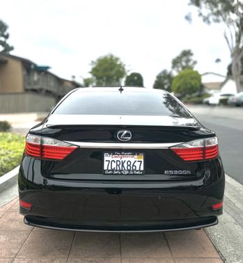 2013 Lexus ES 300h Base