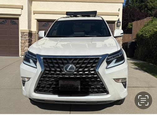 White 2023 Lexus GX 460 Premium