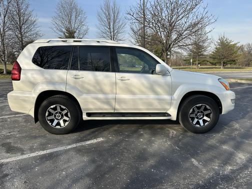 White 2005 Lexus GX 470 Base