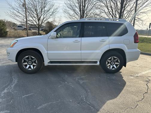 White 2005 Lexus GX 470 Base