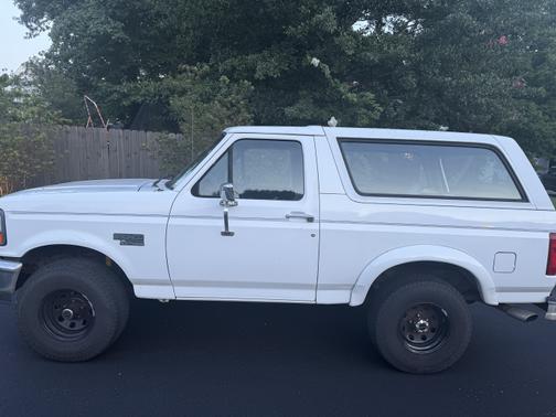 1995 Ford Bronco XL