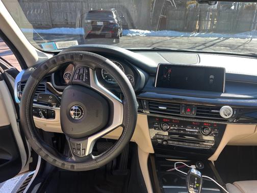 2016 BMW X5 xDrive50i