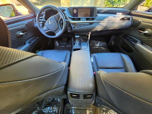Gray 2020 Lexus ES 300h Base